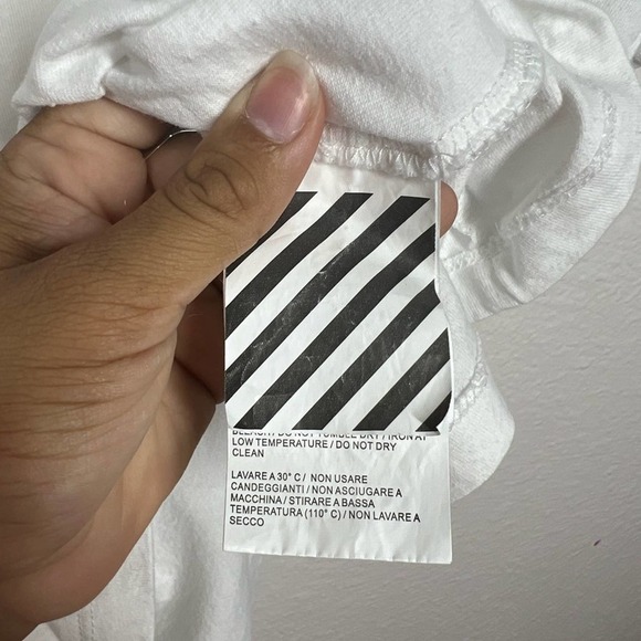 Off White Skeleton Dart T-shirt (Rare!!) - Picture 4 of 6